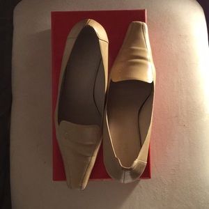 Anne Klein mid heel pumps